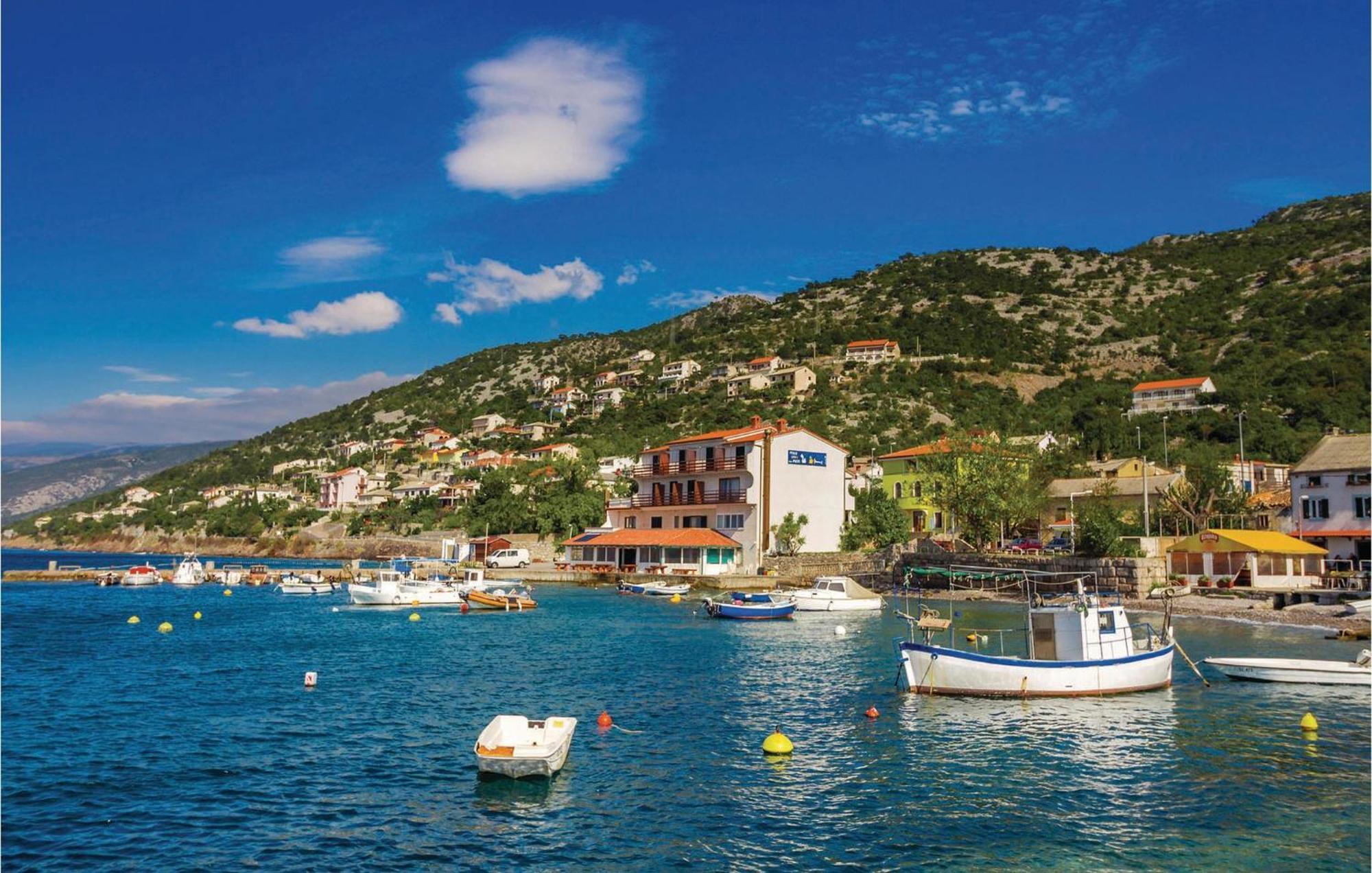 Amazing Home In Vrzici With Jacuzzi Luaran gambar